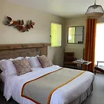 Couette-café Le Clos Du Miroir 3*