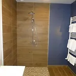 Le Clos Du Miroir Couette-café 3*