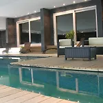 Couette-café Le Clos Du Miroir 3*