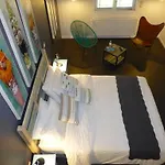 Le Clos Du Miroir Couette-café