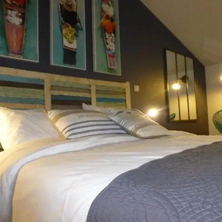 Le Clos Du Miroir Frühstückspension