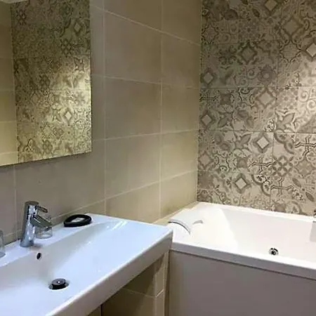 Le Clos Du Miroir 3* Courset