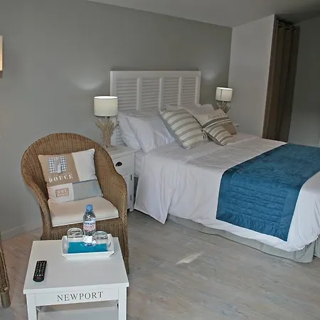 ベッド・アンド・ブレックファスト Le Clos Du Miroir Courset