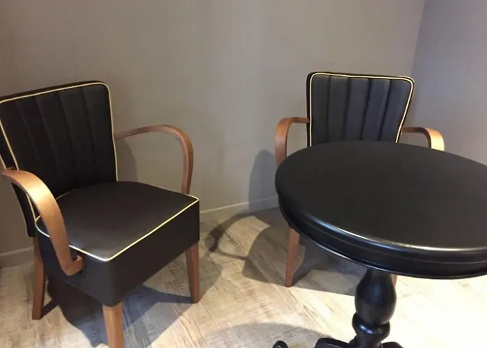 Couette-café Le Clos Du Miroir 3*