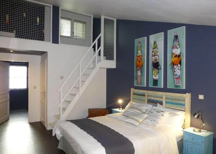 Le Clos Du Miroir Couette-café